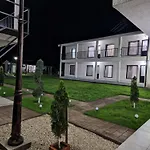 Gasthuis Complex Turistic N&s Două Mai