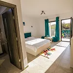 Complex Turistic N&s Guest house