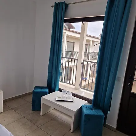 Guest house Complex Turistic N&s 2 Mai