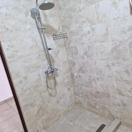 Complex Turistic N&s Guest house 3*