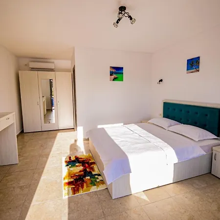 Complex Turistic N&s