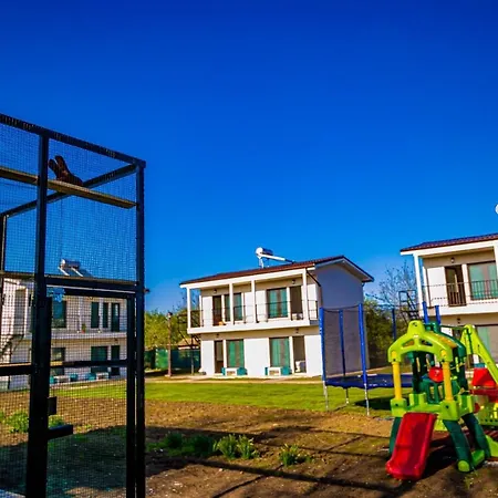 Guest house Complex Turistic N&s