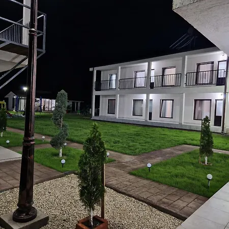 Guest house Complex Turistic N&s 2 Mai