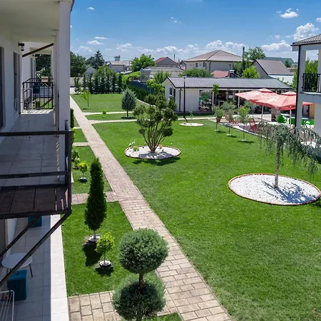 Complex Turistic N&s 3* 多亚马伊