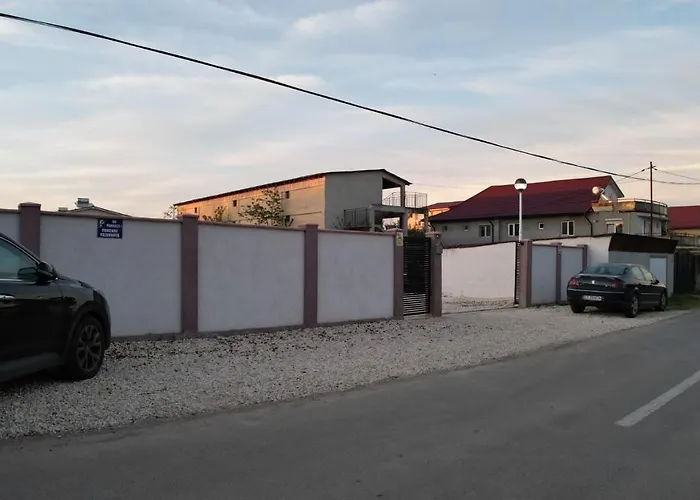 Complex Turistic N&s ゲストハウス