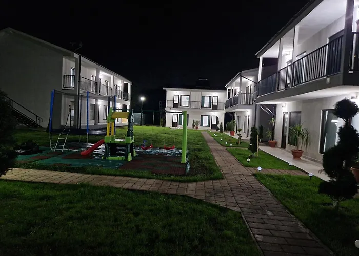 Complex Turistic N&s 3* ドウア・マ